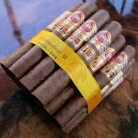 LCDH H. Upmann Connoisseur B Cigar - Cabinet of 25